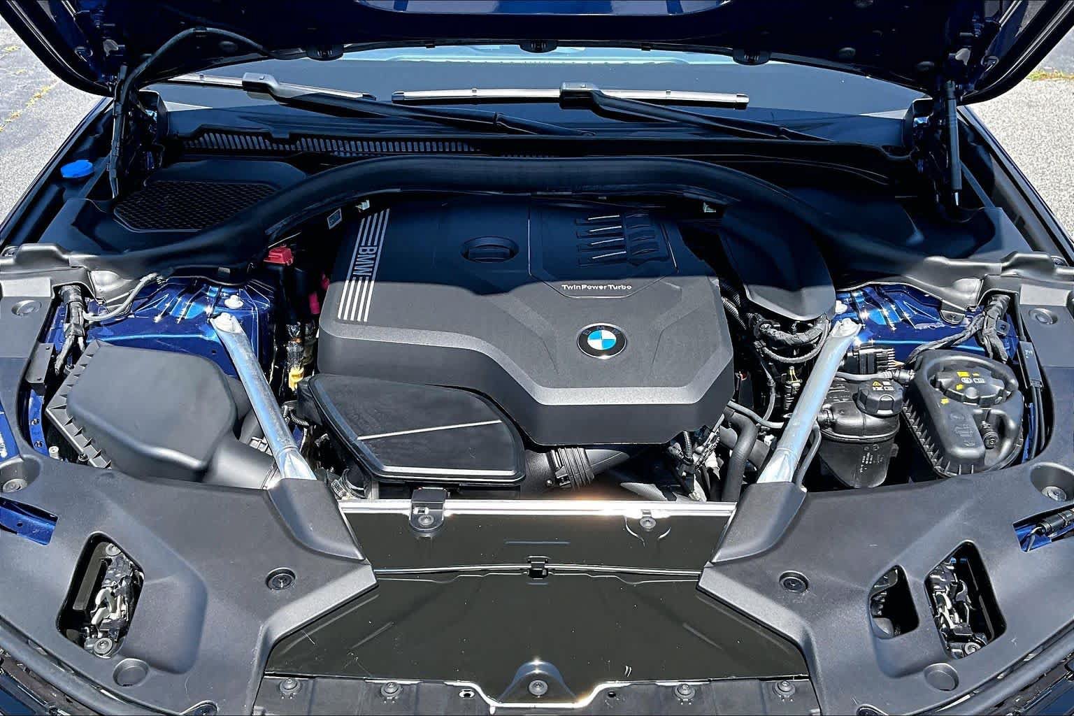 Used 2023 BMW 530i w/ Premium Package RWD image 32