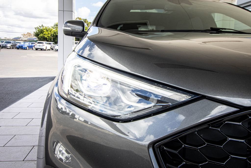 Used 2019 Ford Edge ST w/ Equipment Group 401A AWD/4WD image 5