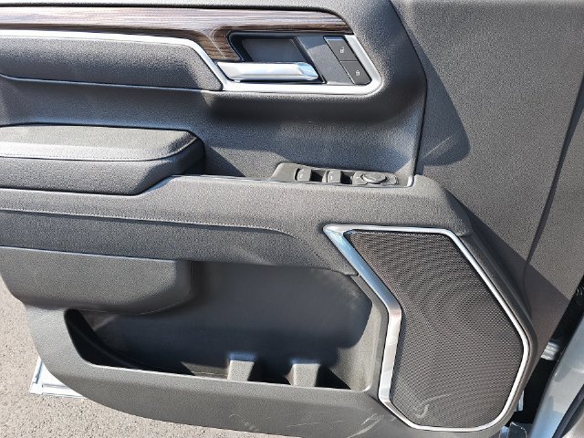 New 2026 Chevrolet Silverado 1500 LT AWD/4WD image 32