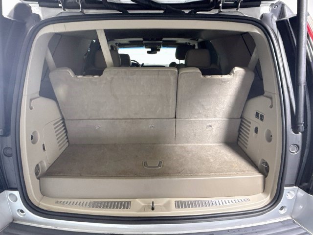 Used 2020 Cadillac Escalade Premium Luxury RWD image 34