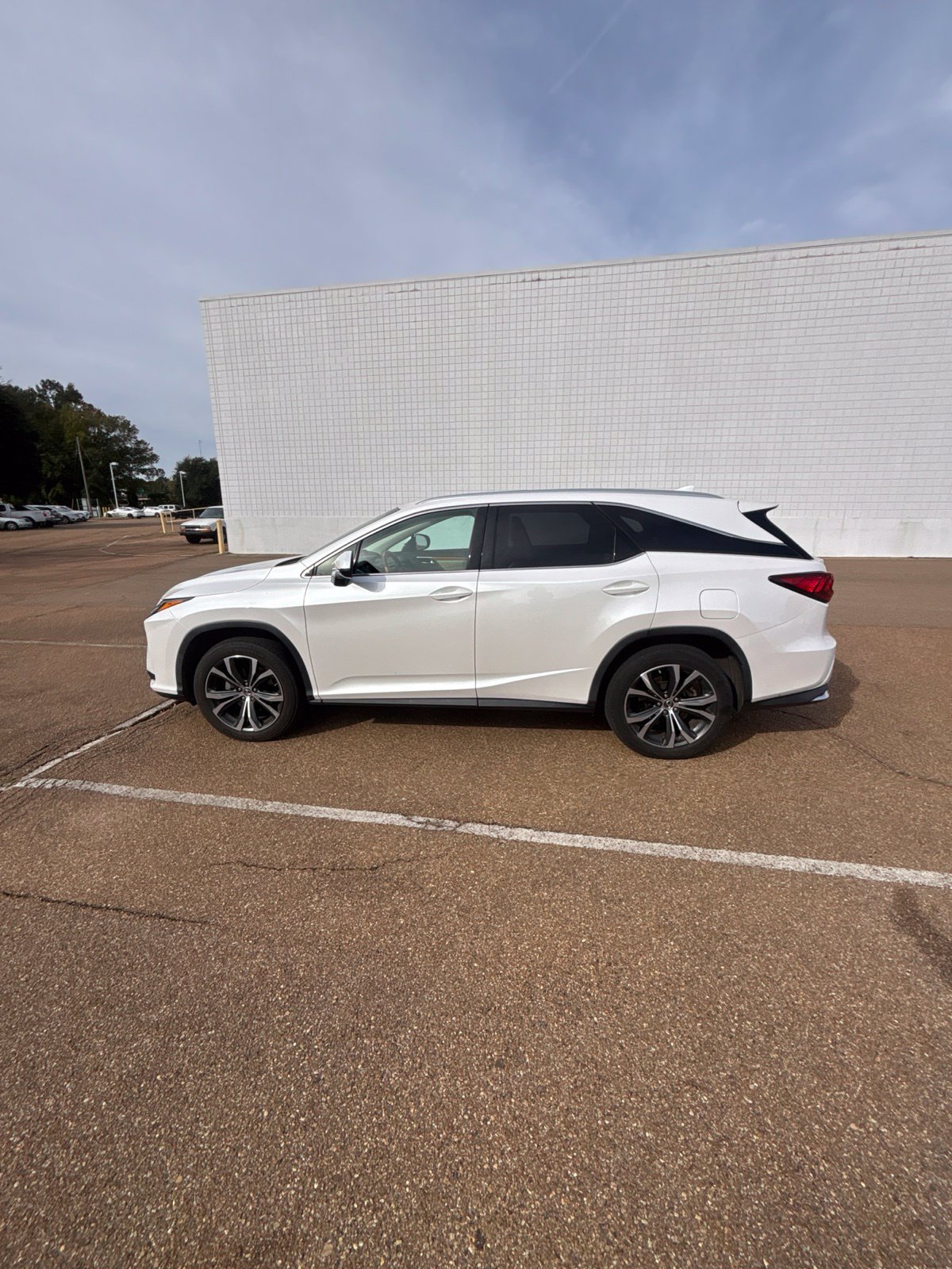 Used 2018 Lexus RX 350L FWD image 4