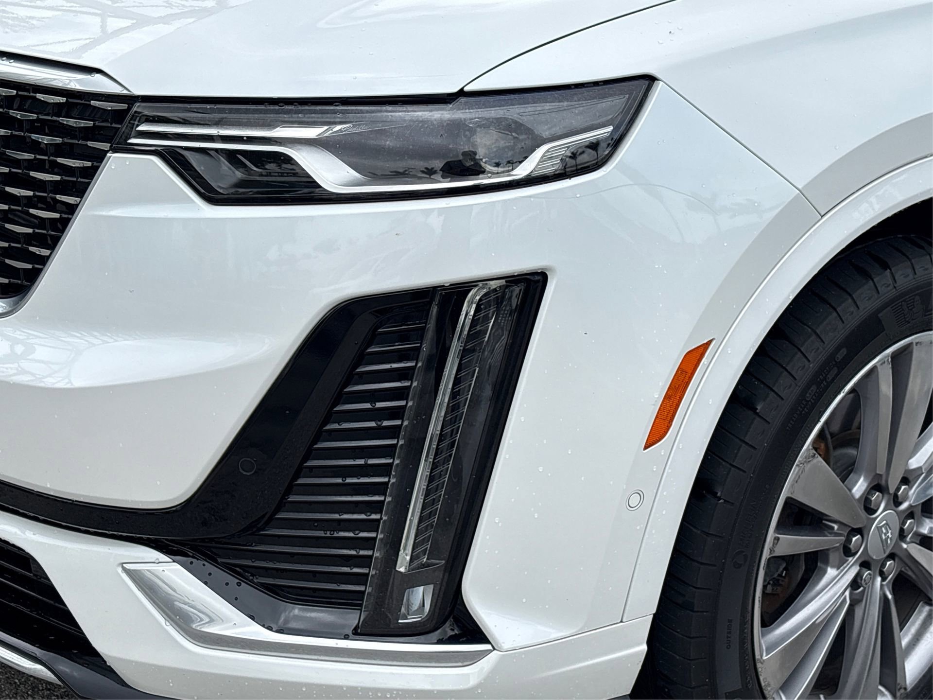 Certified 2023 Cadillac XT6 Premium Luxury w/ Technology Package FWD image 15