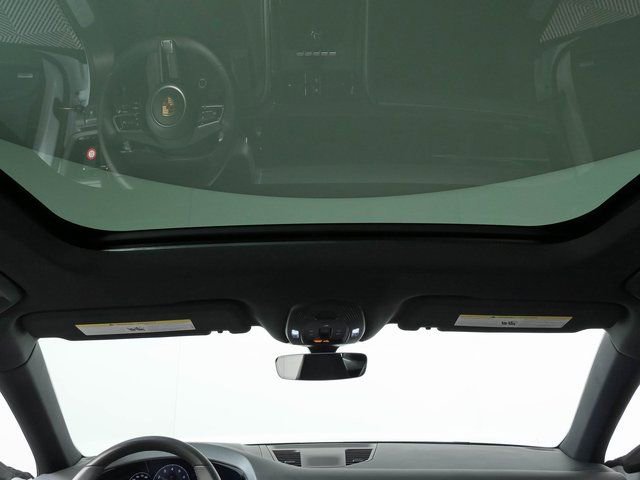 Certified 2024 Porsche Panamera 4 AWD/4WD image 18