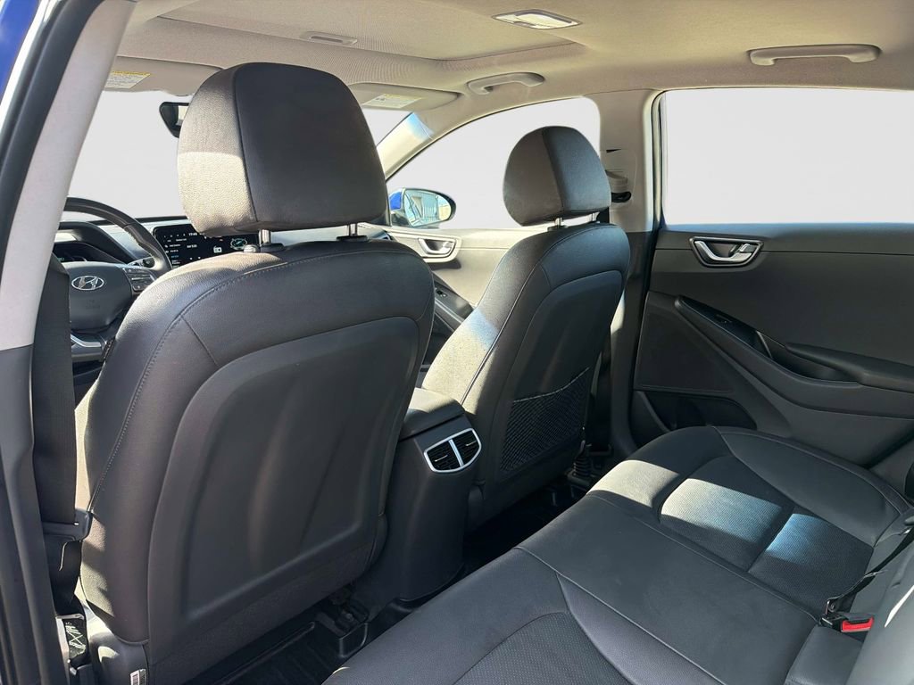 Used 2022 Hyundai Ioniq Limited FWD image 15