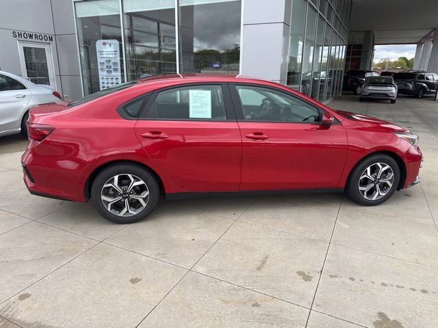Used 2020 Kia Forte LXS FWD image 8