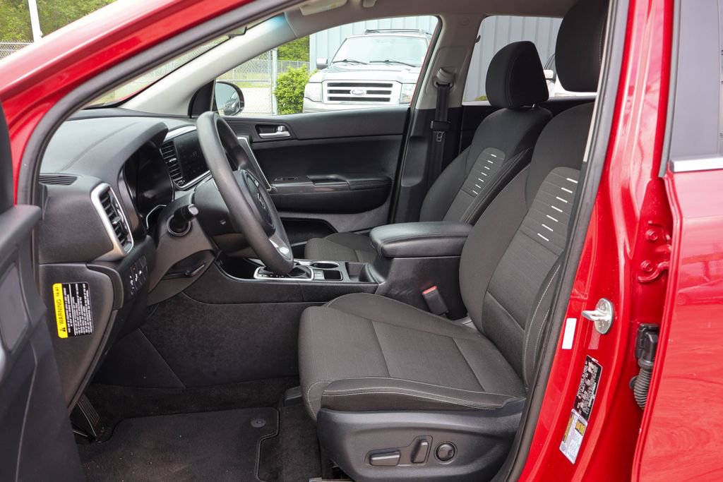 Used 2022 Kia Sportage LX w/ LX FWD Value Edition Package image 7