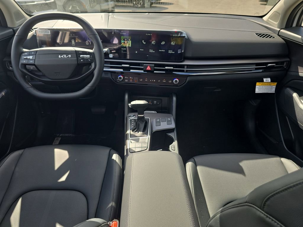 New 2026 Kia Sportage EX image 13