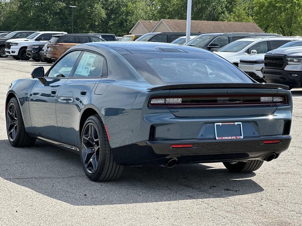 New 2026 Dodge Charger R/T AWD/4WD image 4