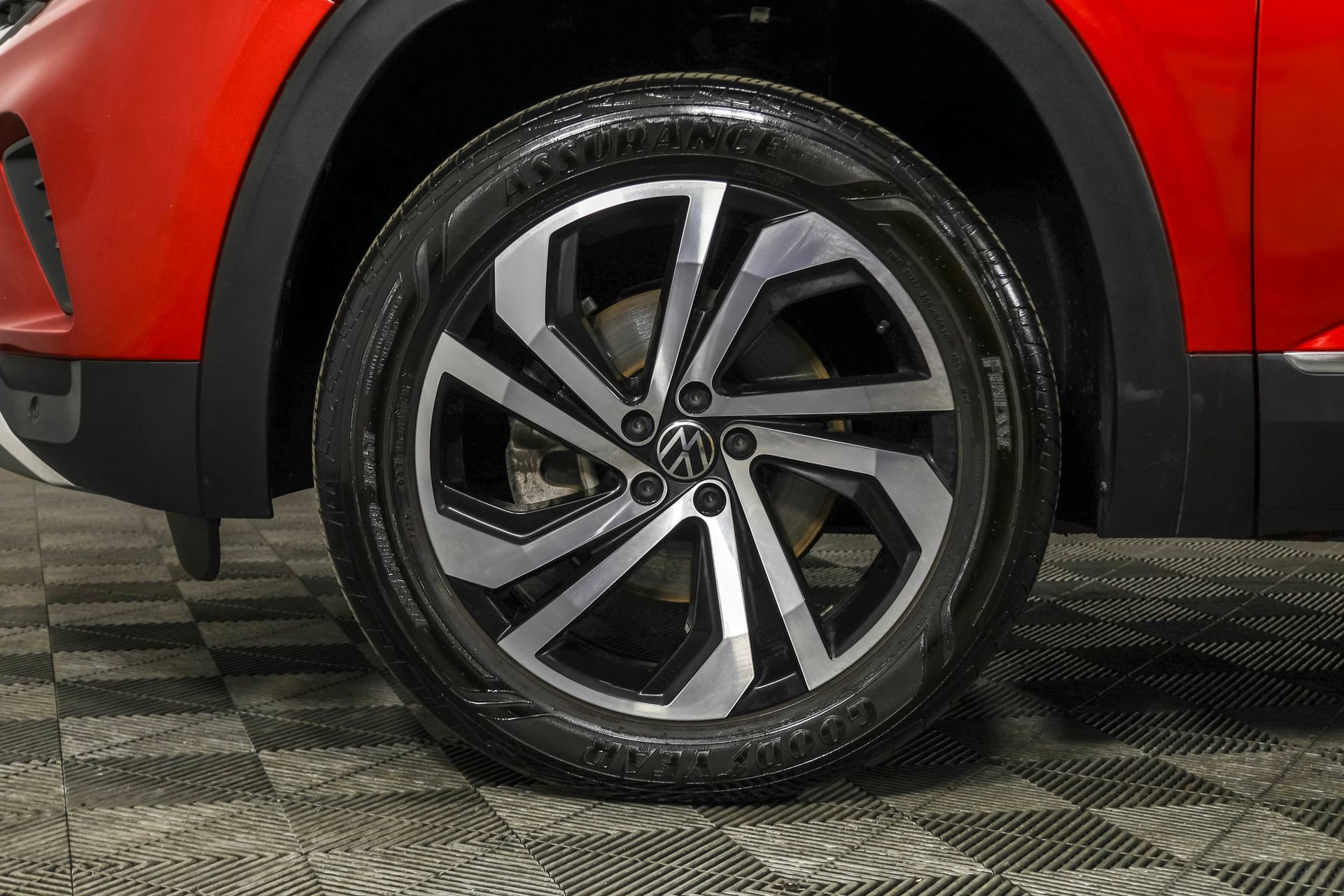 Certified 2022 Volkswagen Atlas SEL image 24