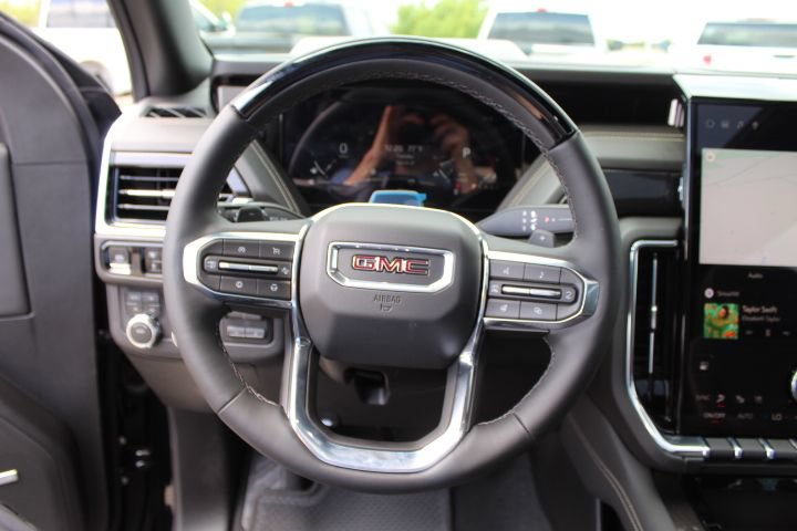 New 2026 GMC Yukon XL Elevation AWD/4WD image 13