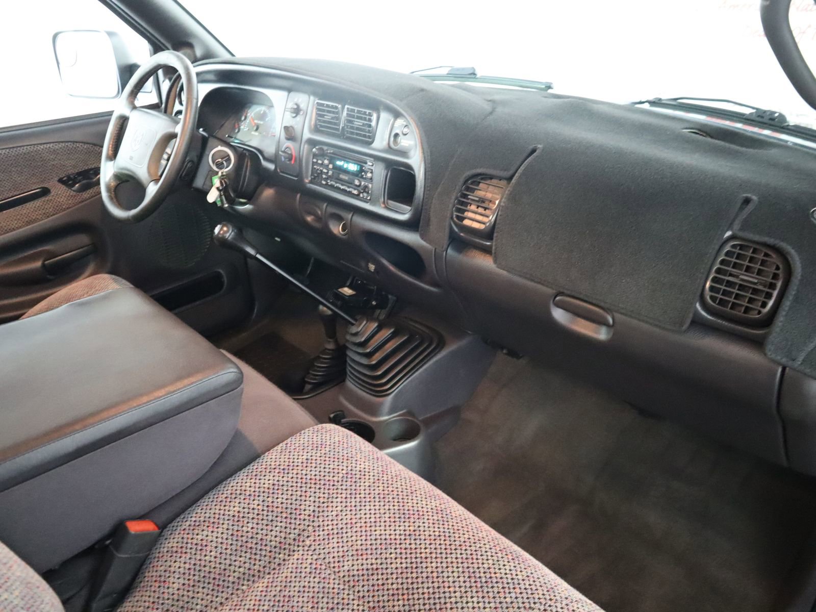 Used 2001 Dodge Ram 2500 Truck SLT image 42