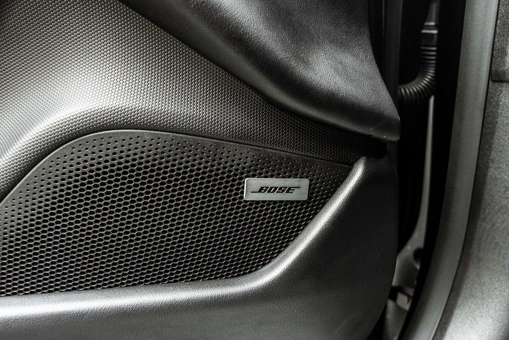 Used 2021 Porsche Taycan 4S image 21