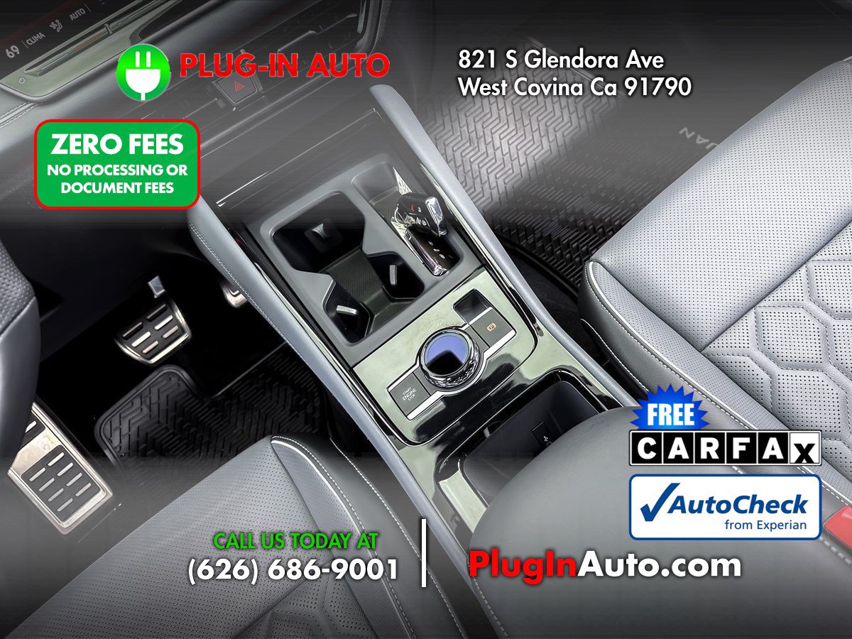 Used 2026 Volkswagen Tiguan SEL R-Line AWD/4WD image 19