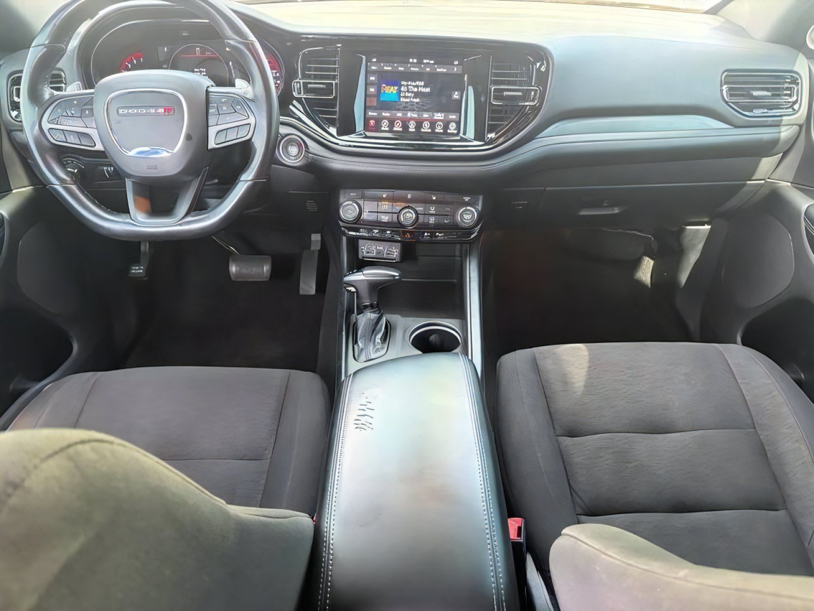 Used 2022 Dodge Durango GT w/ Blacktop Package RWD image 28