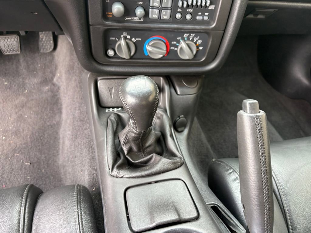 Used 2002 Pontiac Firebird Trans Am RWD image 23