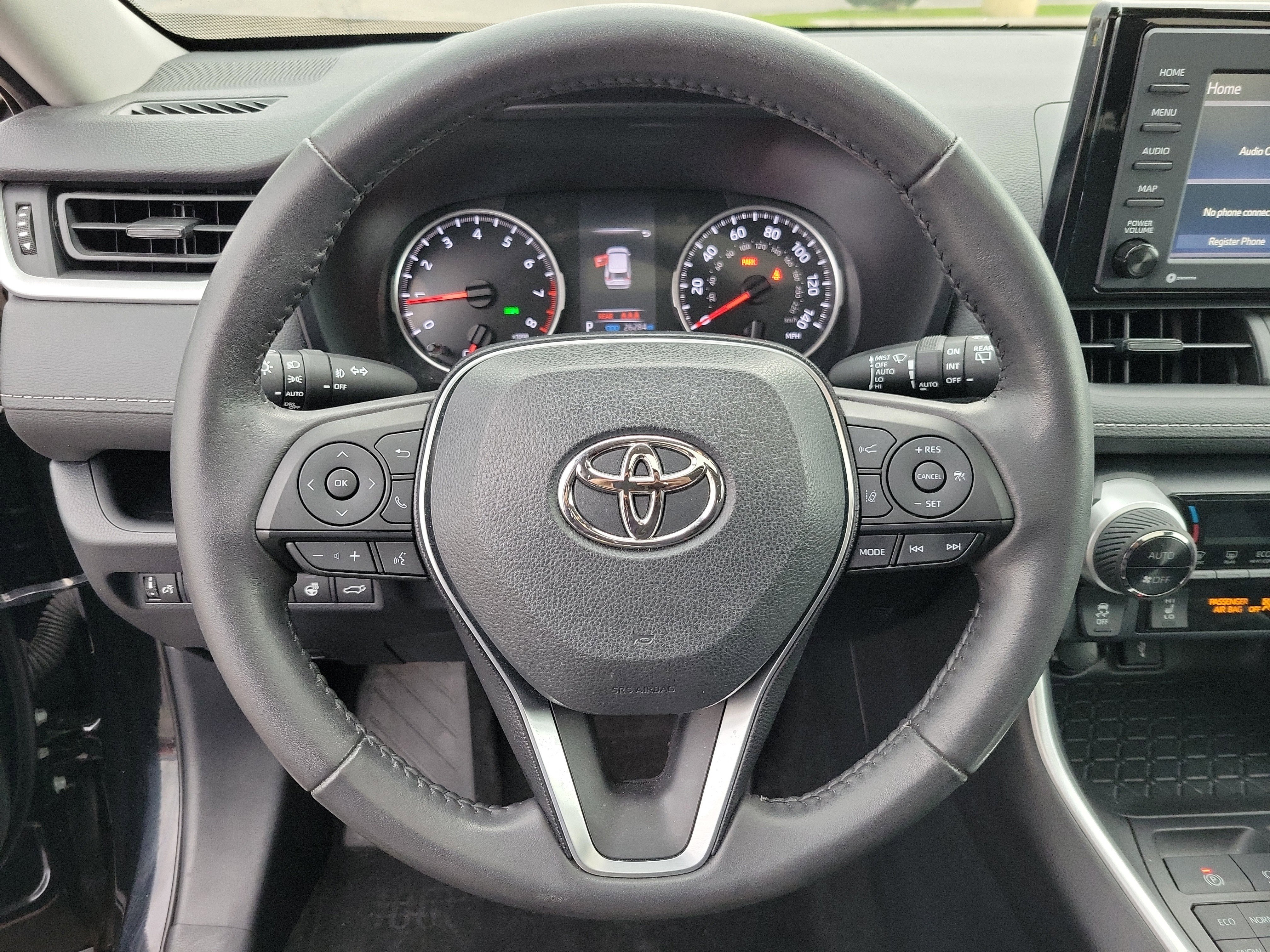 Used 2020 Toyota RAV4 XLE w/ Convenience Package image 25