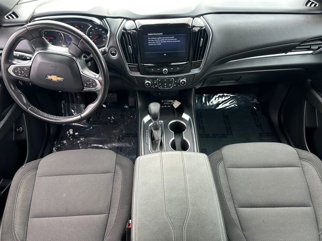Used 2022 Chevrolet Traverse LT w/ LPO, Floor Liner Package image 19