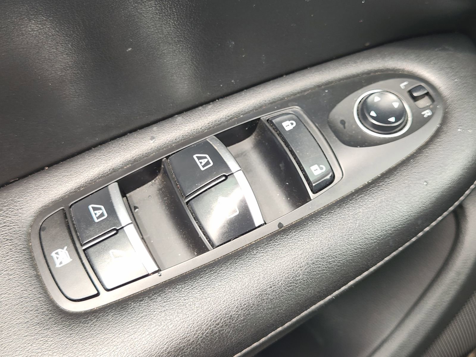 Used 2019 INFINITI QX50 Essential w/ Protection Package FWD image 26