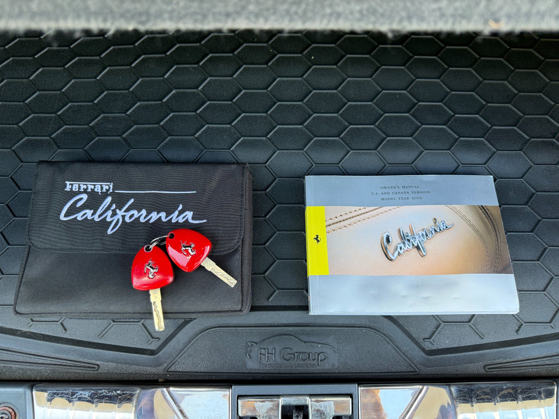 Used 2012 Ferrari California image 39