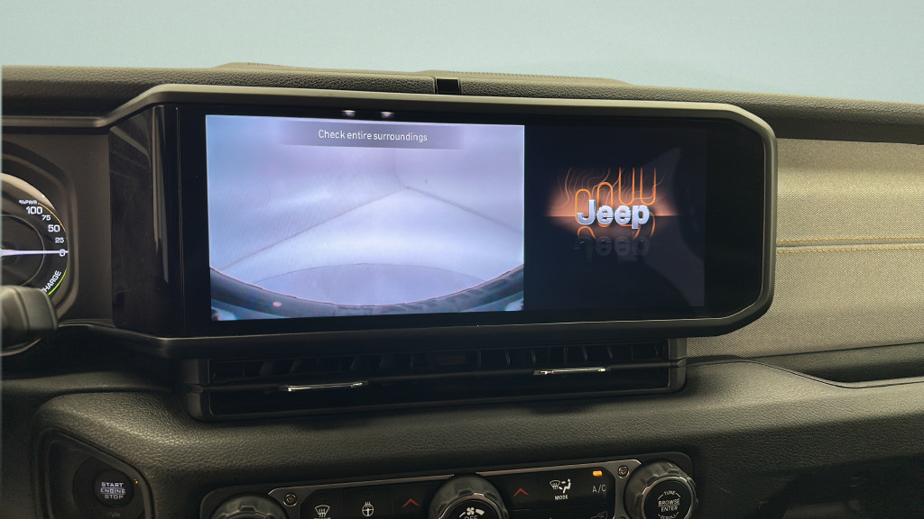 Used 2024 Jeep Wrangler Unlimited AWD/4WD image 18