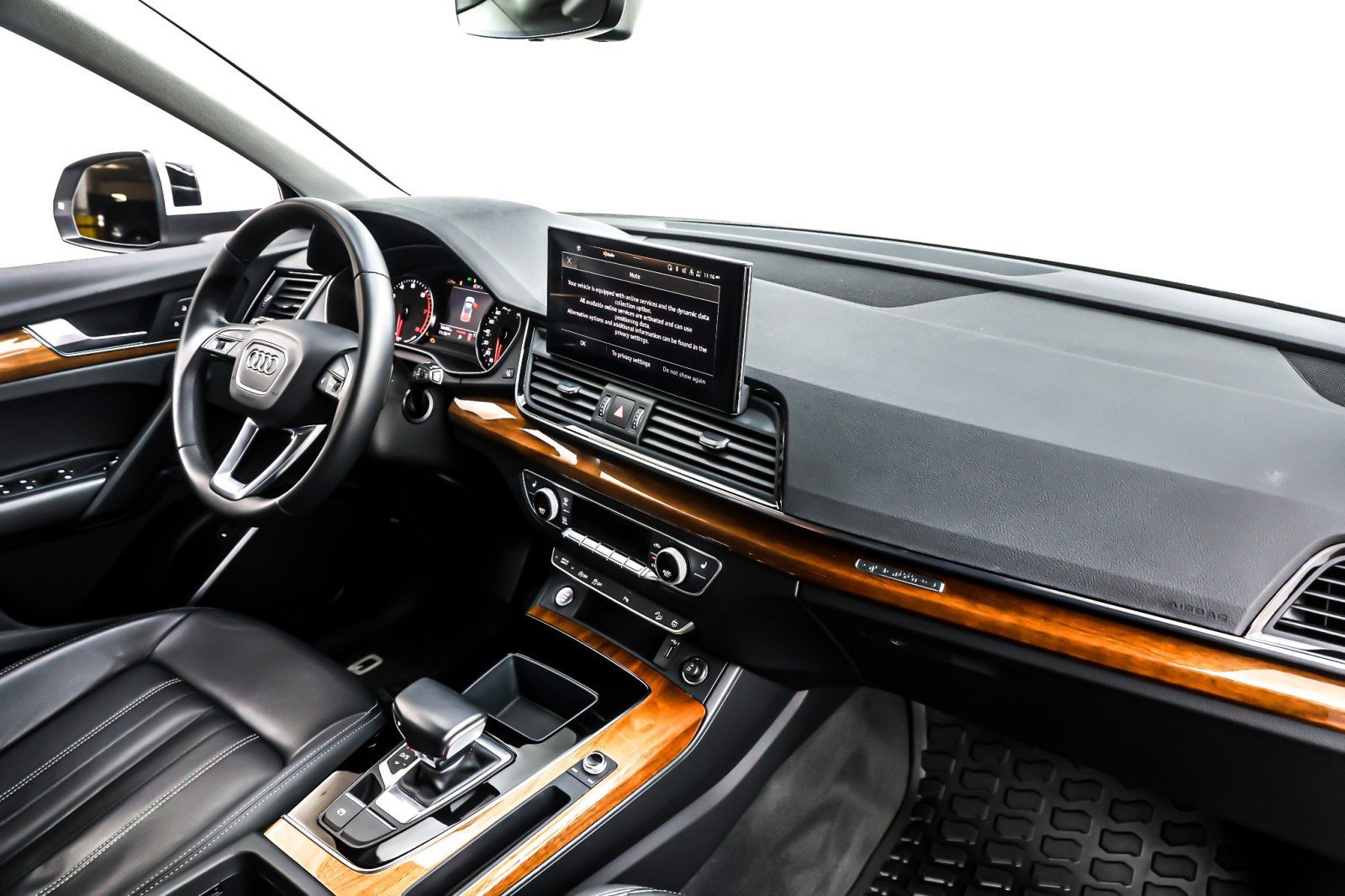 Used 2022 Audi Q5 2.0T Premium w/ Convenience Package image 16