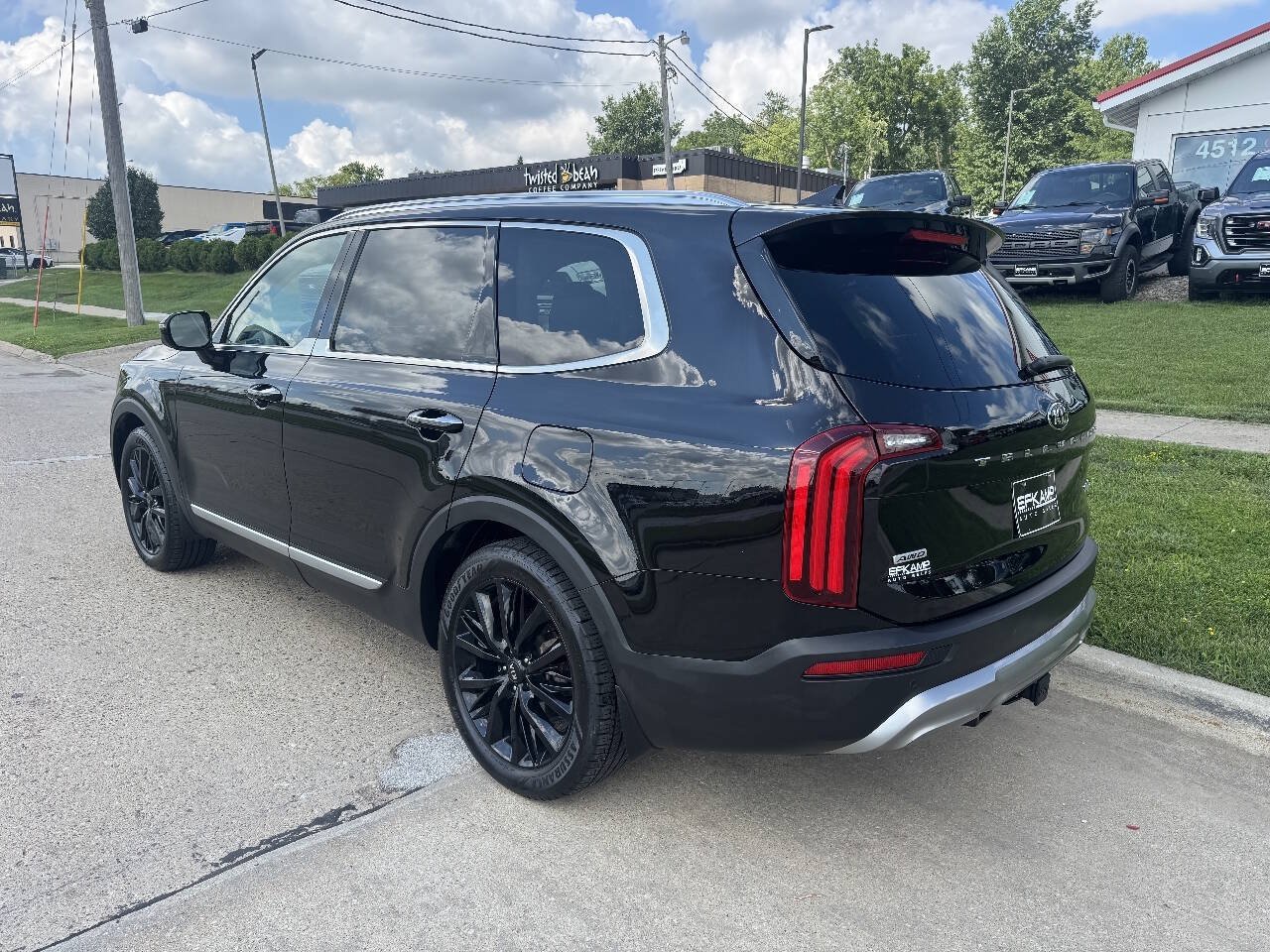 Used 2020 Kia Telluride SX w/ SX Prestige Package AWD/4WD image 3