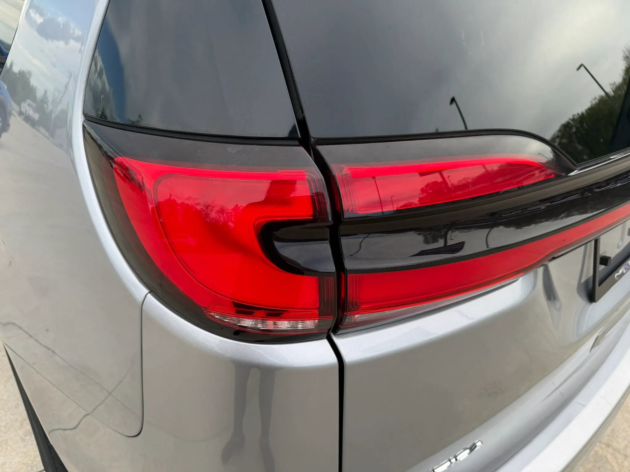 Used 2021 Chrysler Pacifica Limited image 76