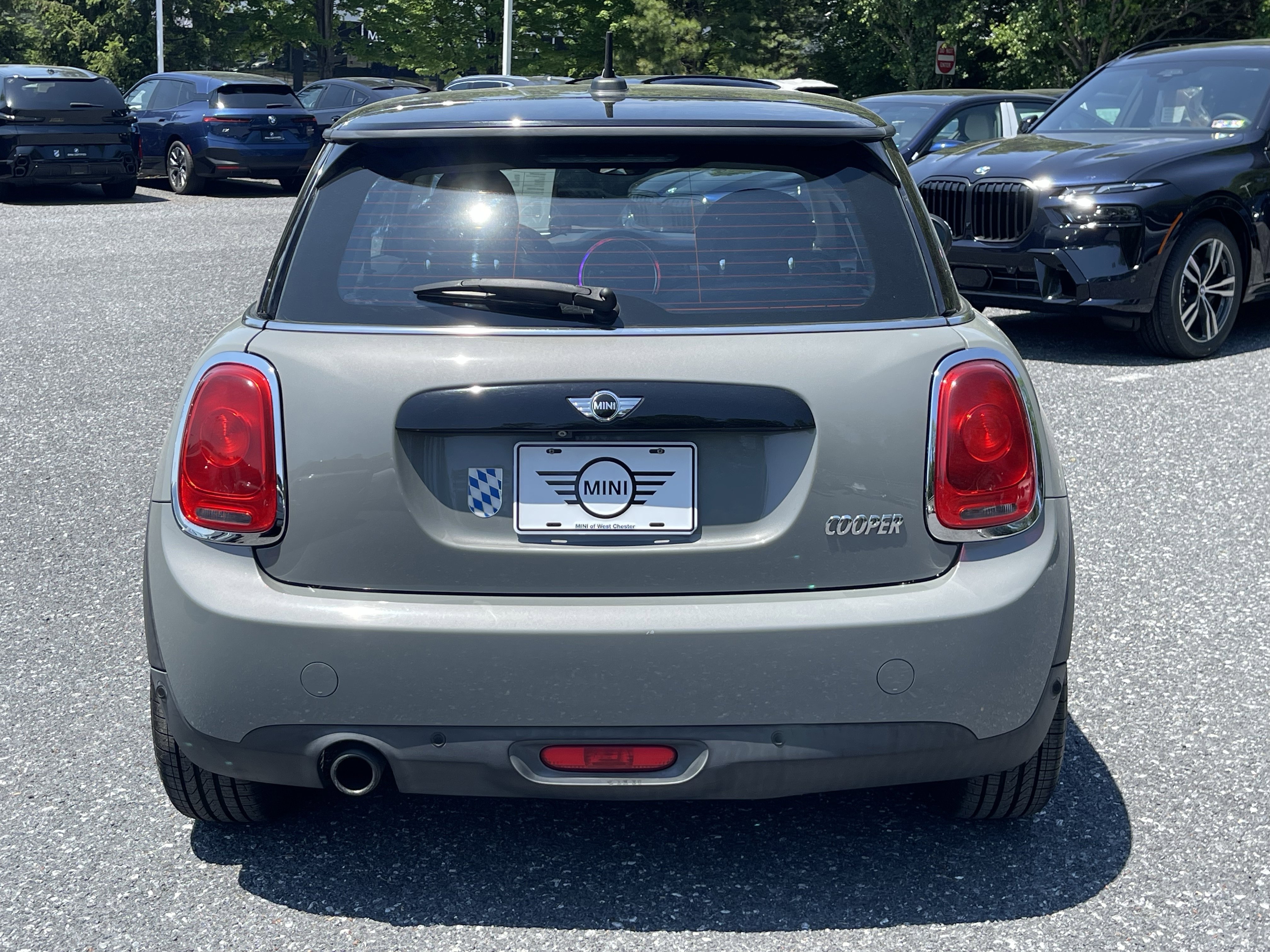 Used 2017 MINI Cooper 2-Door Hardtop FWD image 7
