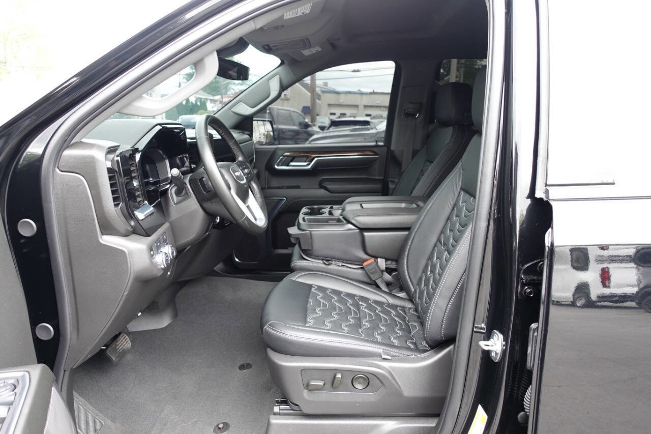Used 2025 GMC Sierra 1500 Elevation AWD/4WD image 18