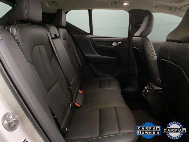 Used 2025 Volvo XC40 B5 Plus image 79