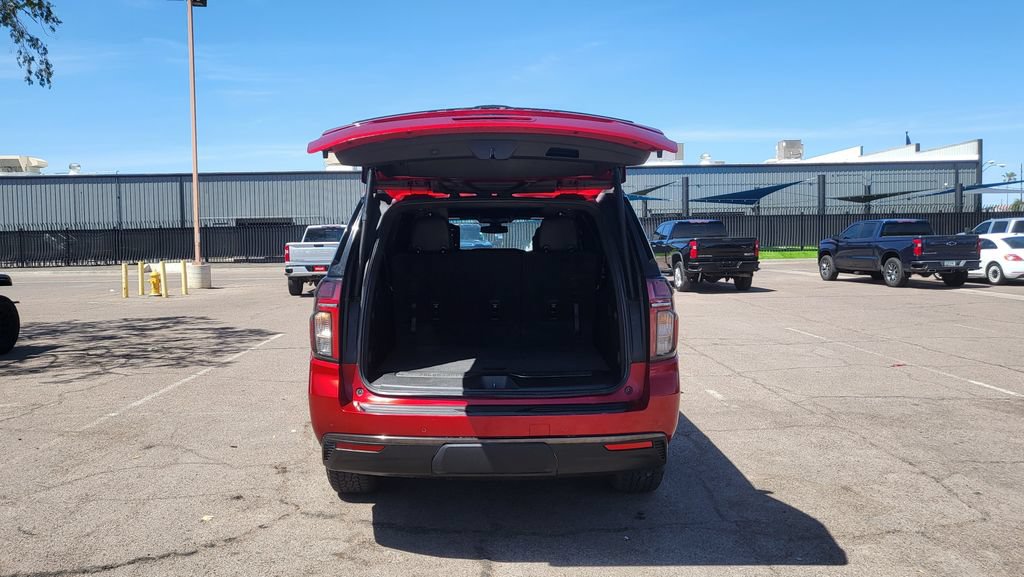 Used 2021 Chevrolet Suburban RST w/ Rear Media and Nav Package AWD/4WD image 12