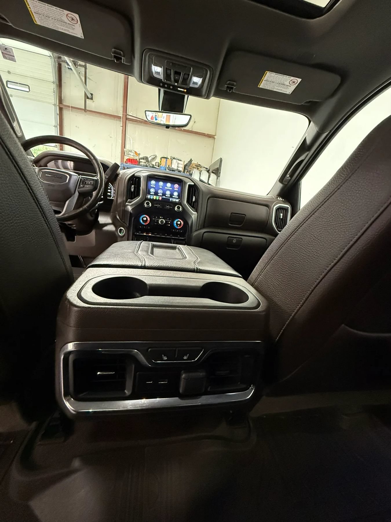 Used 2020 GMC Sierra 2500 Denali w/ Denali Ultimate Package AWD/4WD image 18