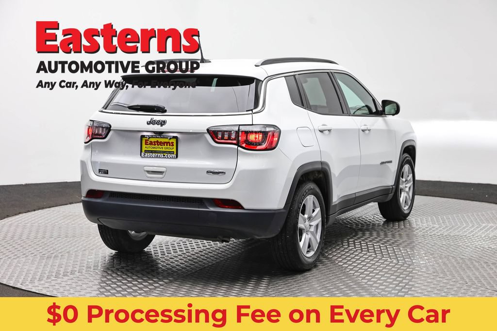 Used 2022 Jeep Compass Latitude w/ Convenience Group FWD image 5
