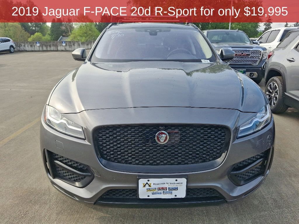 Used 2019 Jaguar F-PACE R-Sport AWD/4WD image 3
