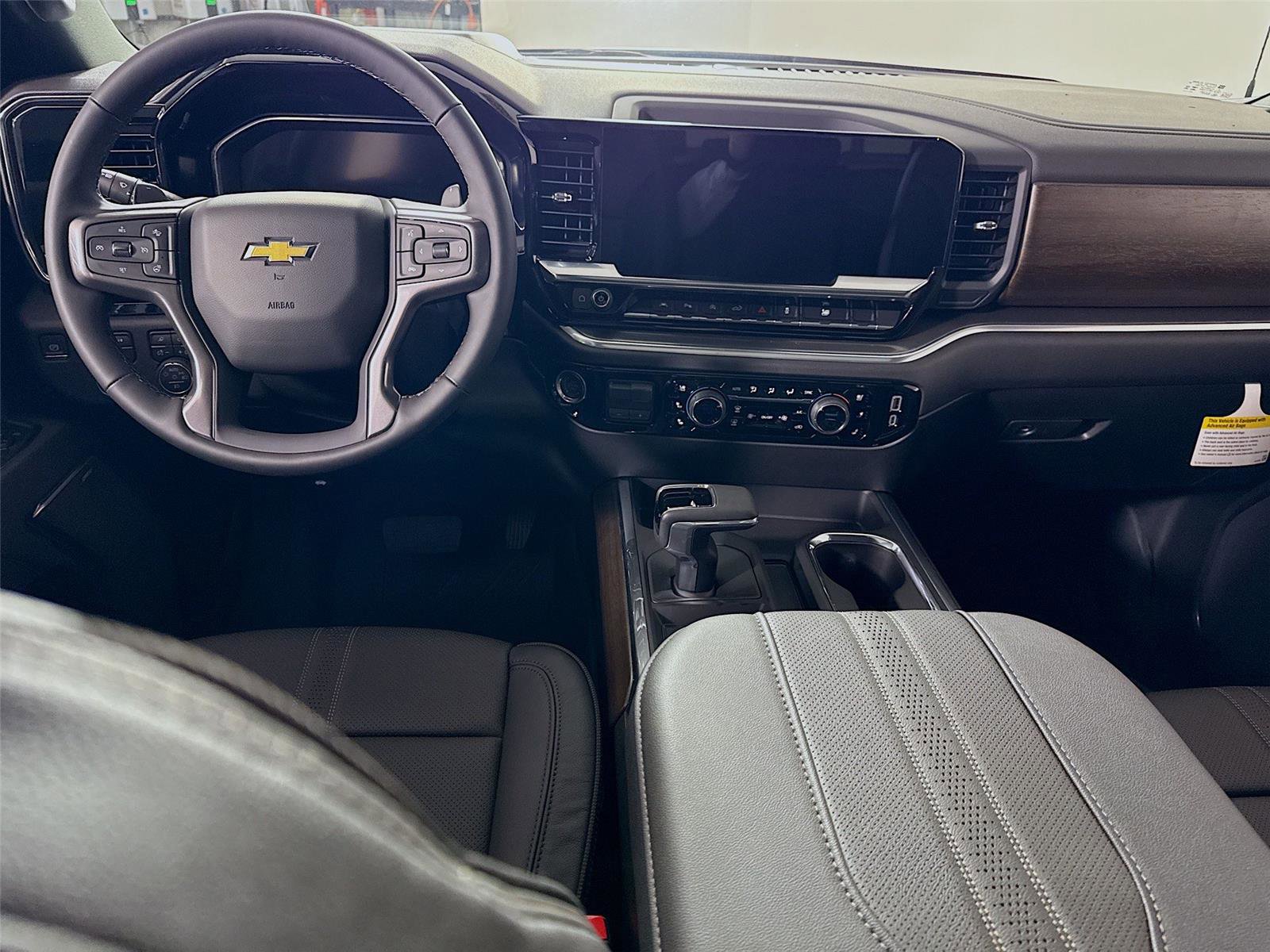 New 2026 Chevrolet Silverado 1500 High Country w/ High Country Premium Package image 2