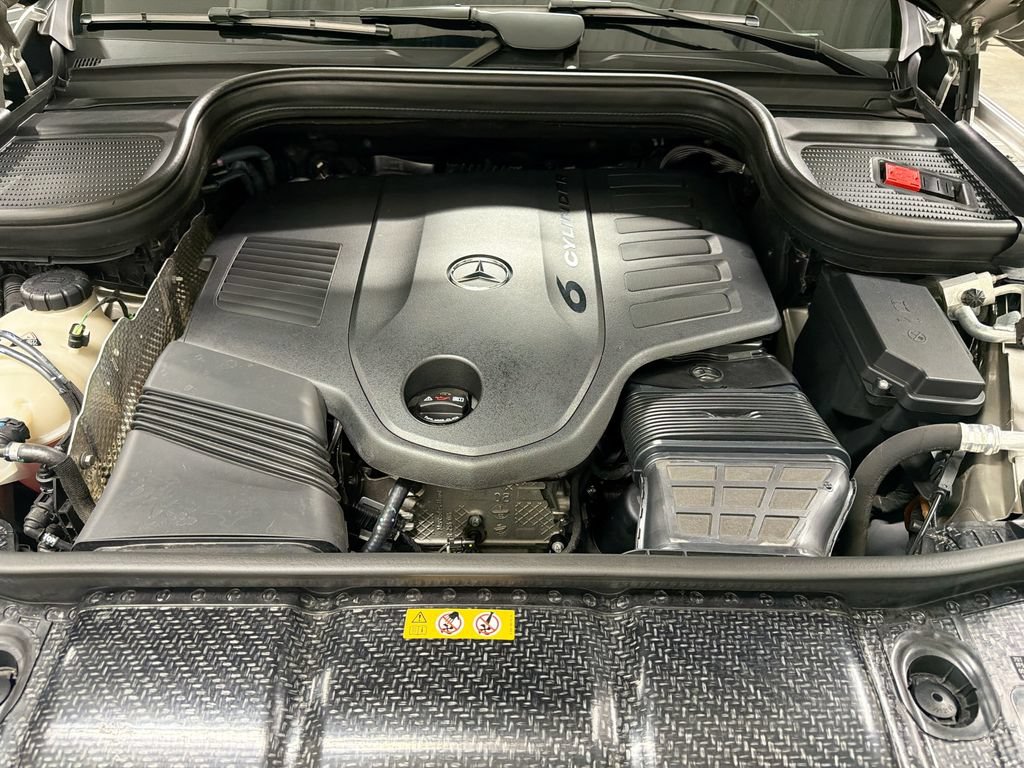 Certified 2022 Mercedes-Benz GLS 450 4MATIC image 32