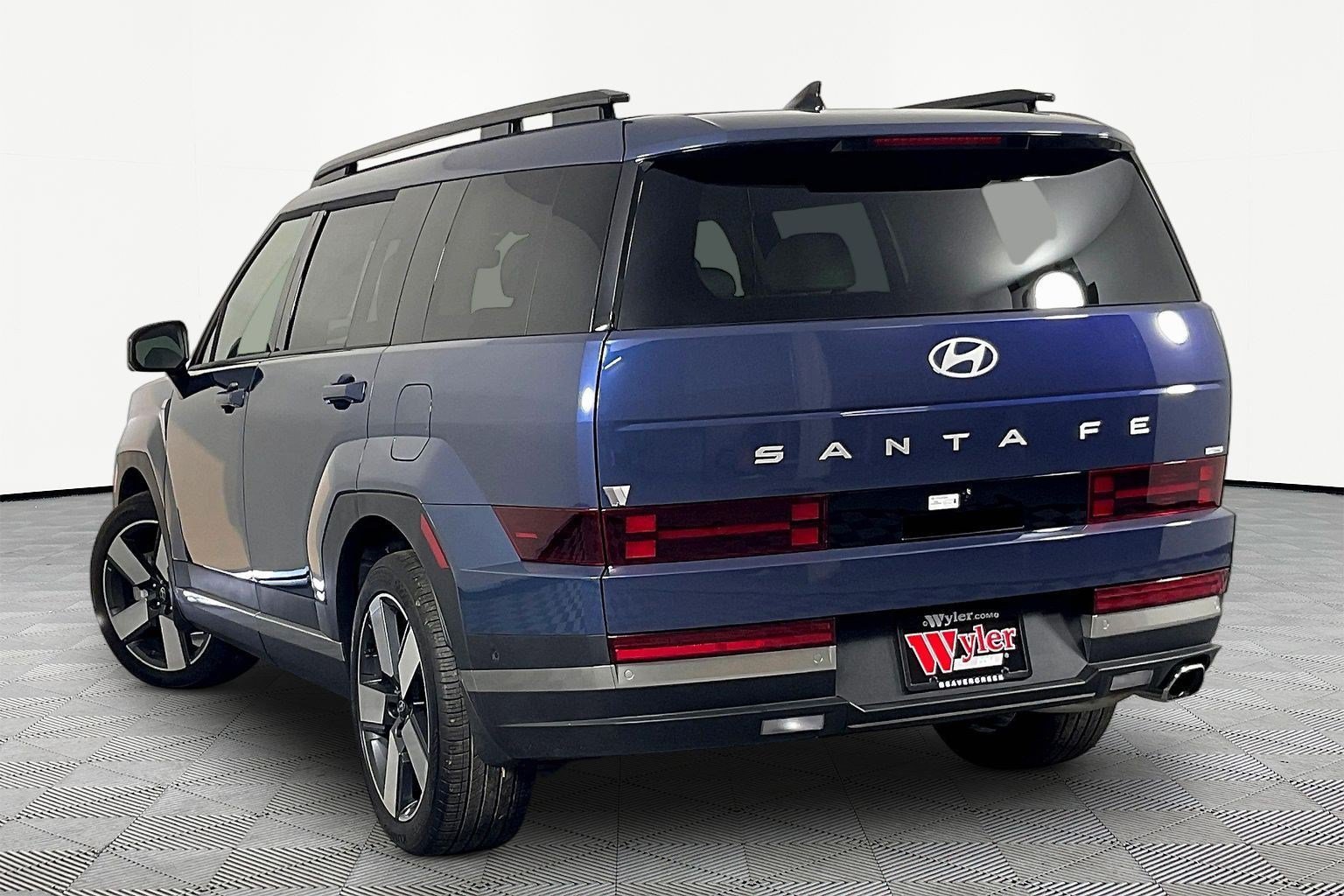 Used 2026 Hyundai Santa Fe Limited AWD/4WD image 4
