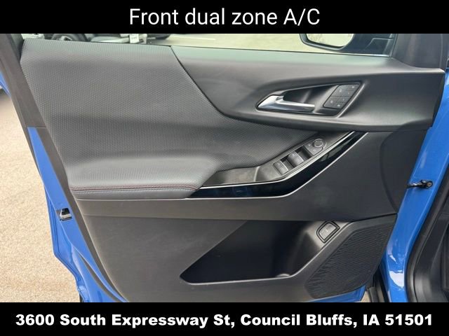 Used 2025 Chevrolet Equinox RS w/ Safety and Technology Package AWD/4WD image 17