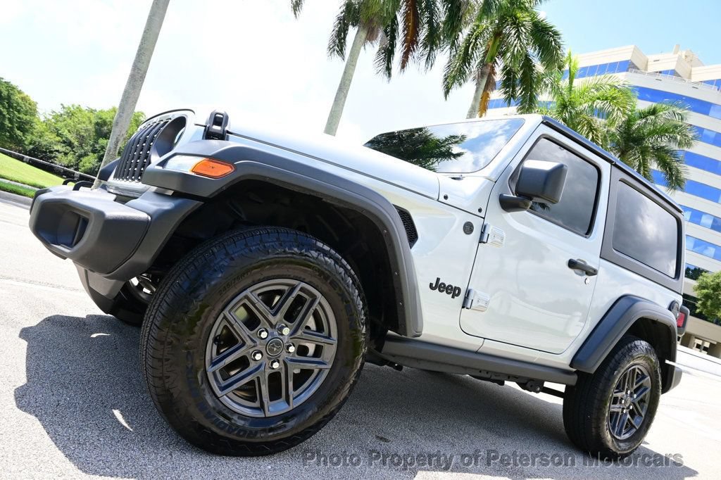 Used 2024 Jeep Wrangler Sport AWD/4WD image 7