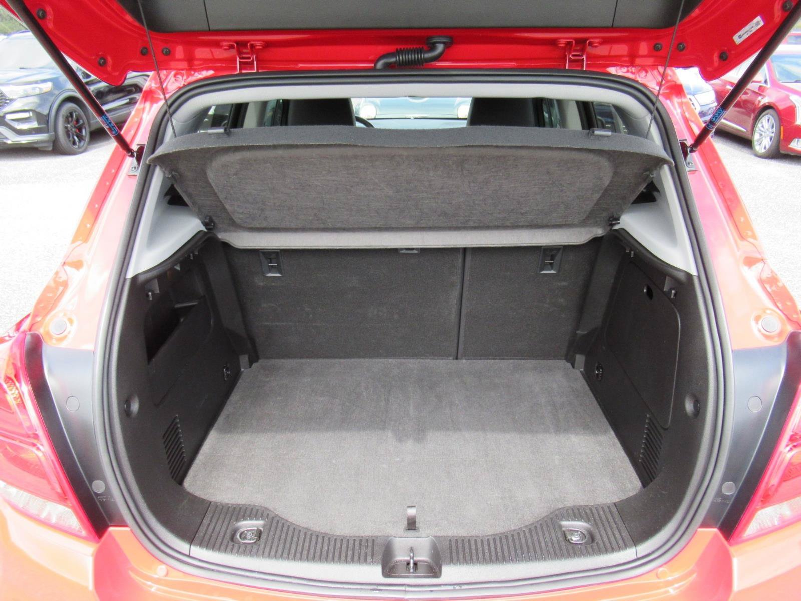 Certified 2018 Chevrolet Trax Premier FWD image 16