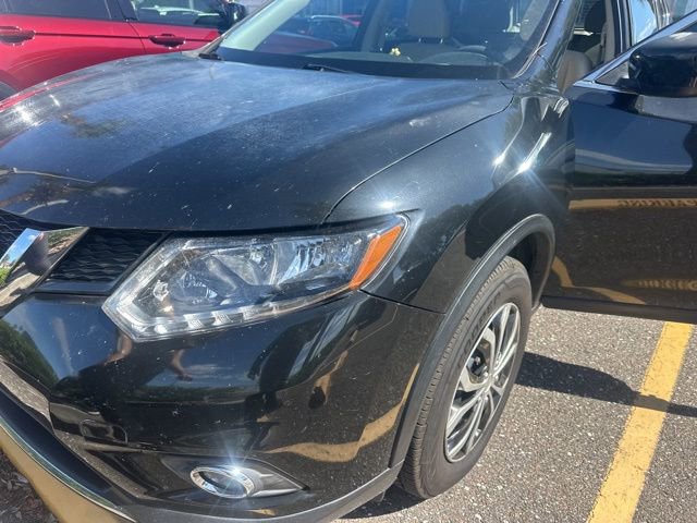 Used 2016 Nissan Rogue S image 3