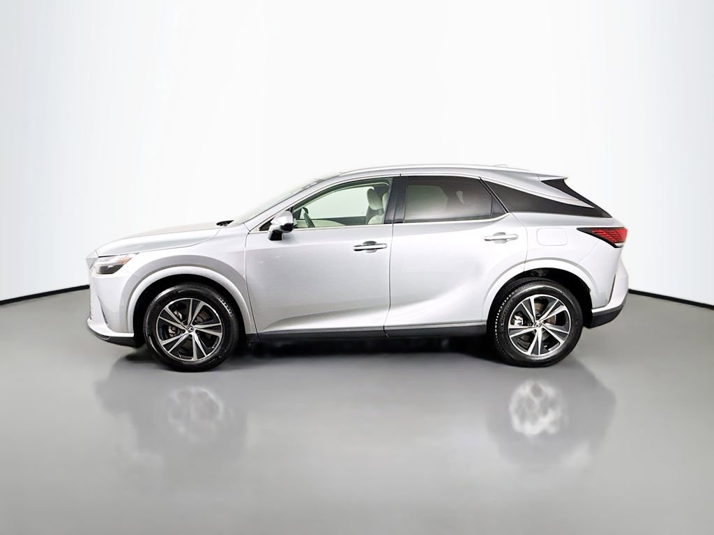 Used 2024 Lexus RX 350h w/ Cold Area Package image 8