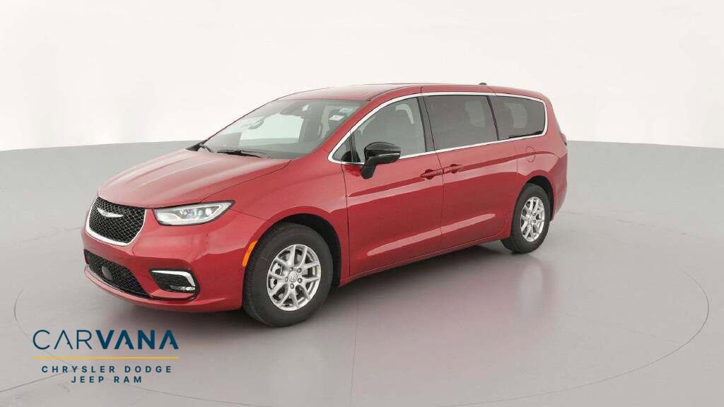New 2026 Chrysler Pacifica Select image 1