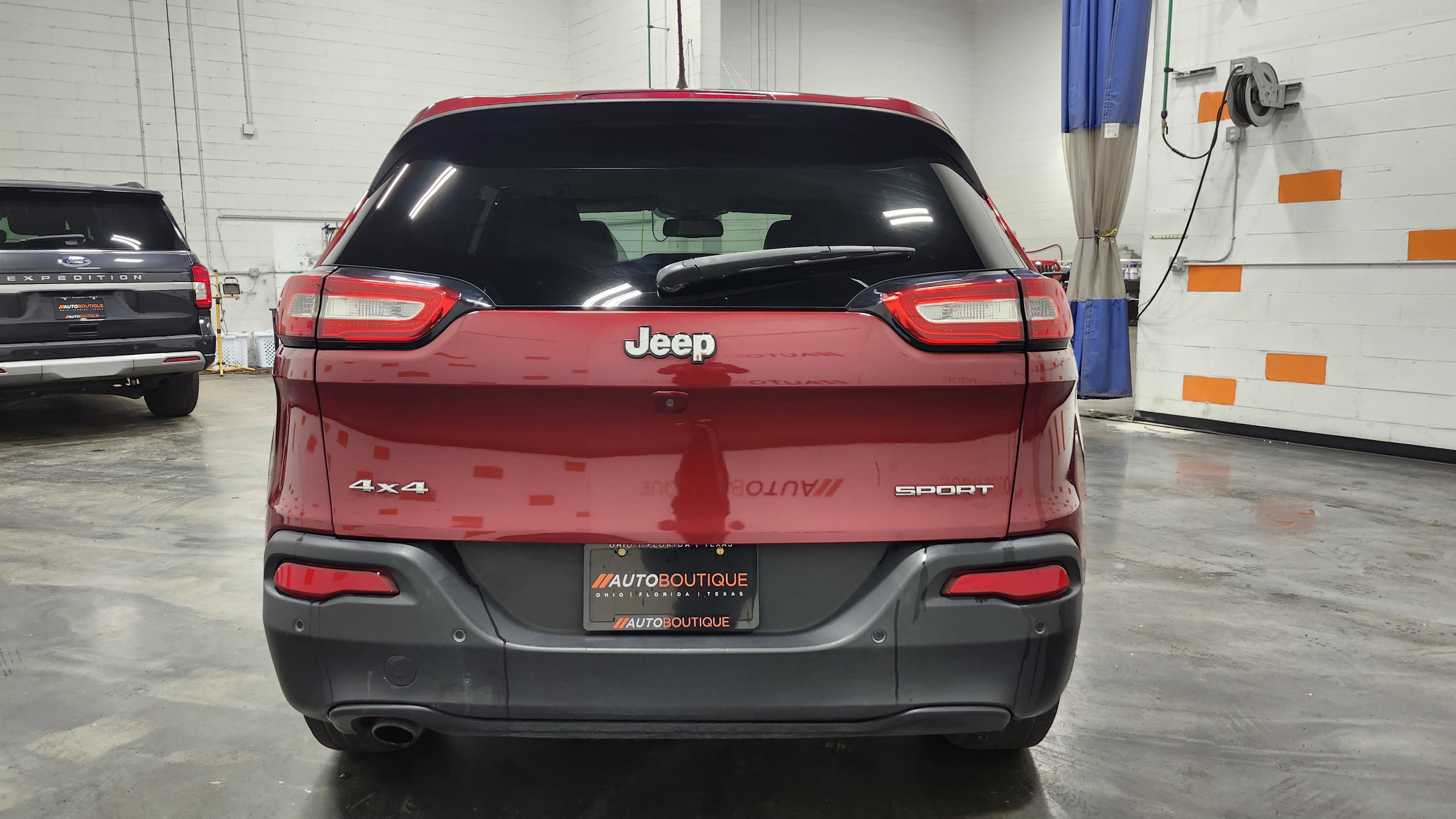 Used 2017 Jeep Cherokee Sport w/ Safety Group image 13