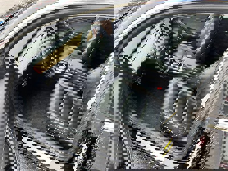 Used 2018 Tesla Model 3 Long Range image 12