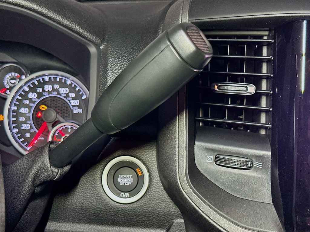 New 2026 RAM 5500 Tradesman w/ Chrome Appearance Group AWD/4WD image 24