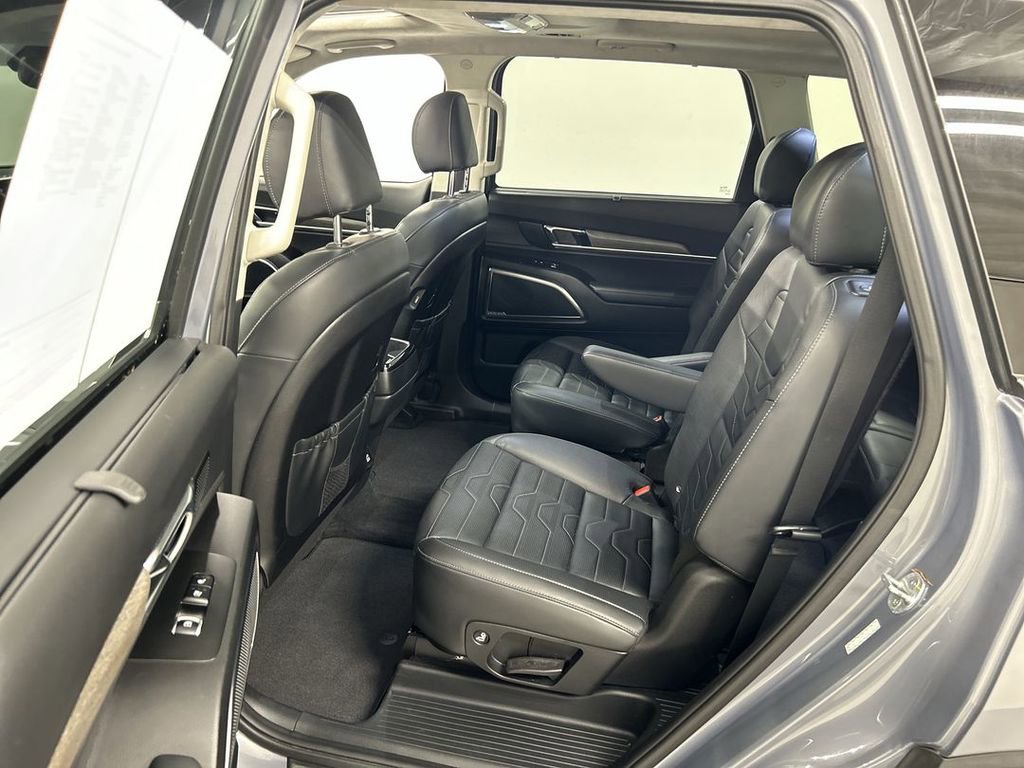 Used 2021 Kia Telluride SX w/ SX Prestige Package AWD/4WD image 21