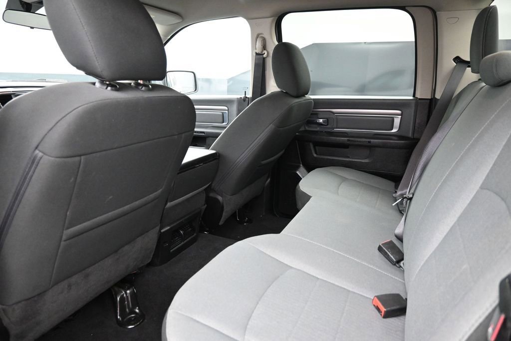 Used 2022 RAM 1500 Classic SLT AWD/4WD image 27