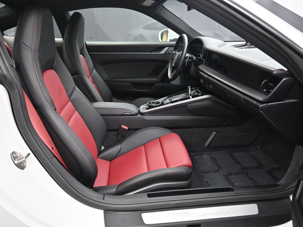 Certified 2023 Porsche 911 Carrera w/ Premium Package image 29