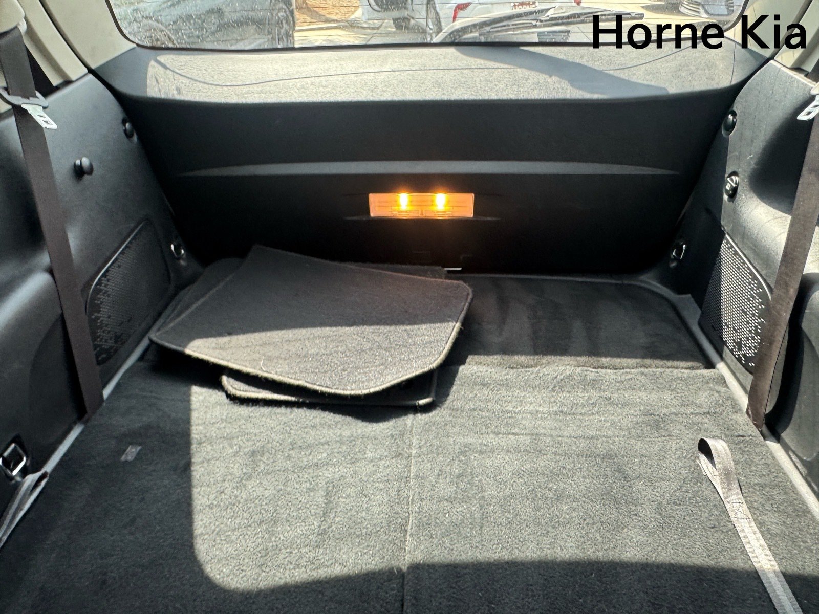 Used 2019 Dodge Journey SE FWD image 14